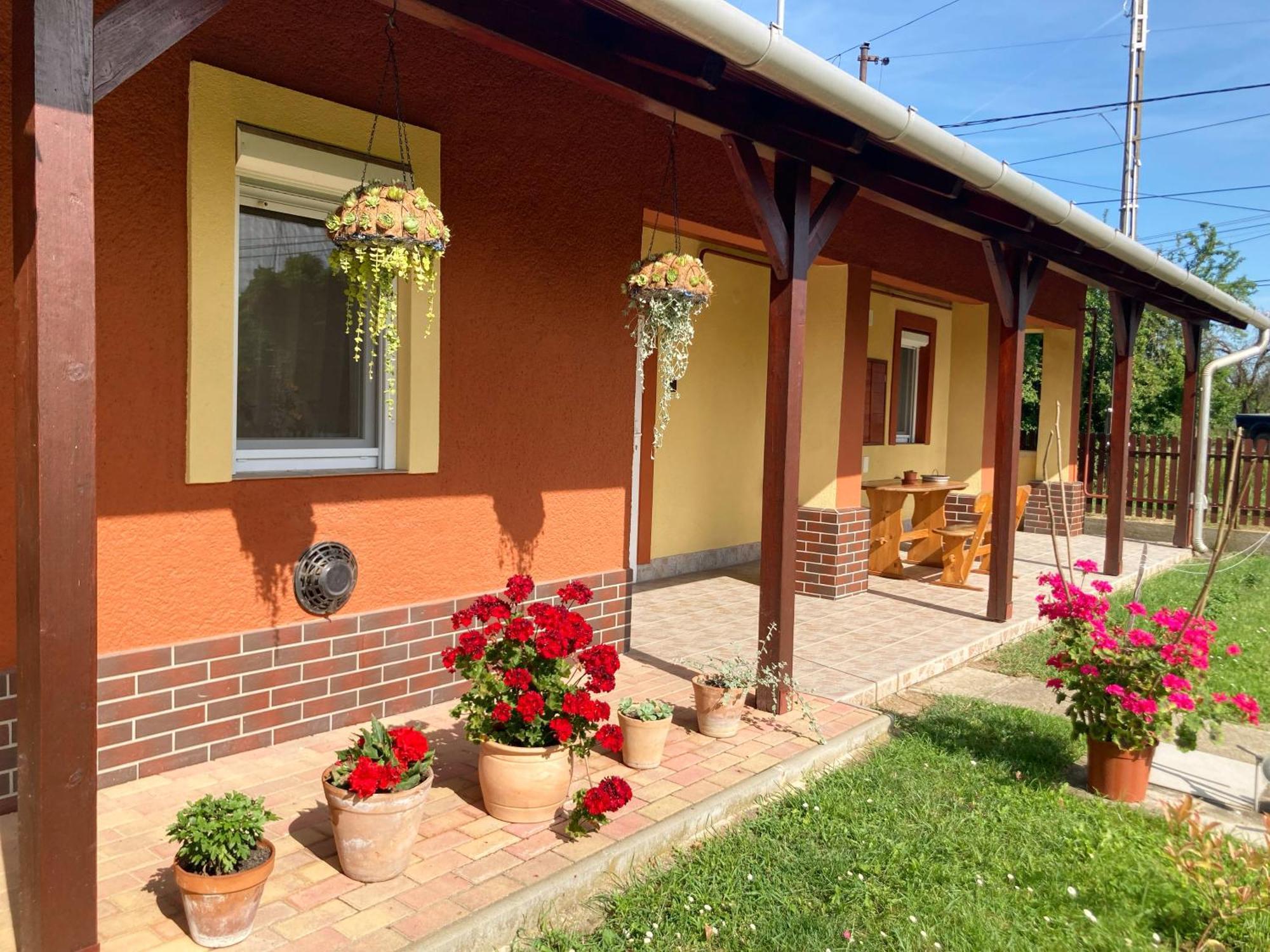 Appartement Tiszavirag Vendeghaz à Tiszacsege Extérieur photo